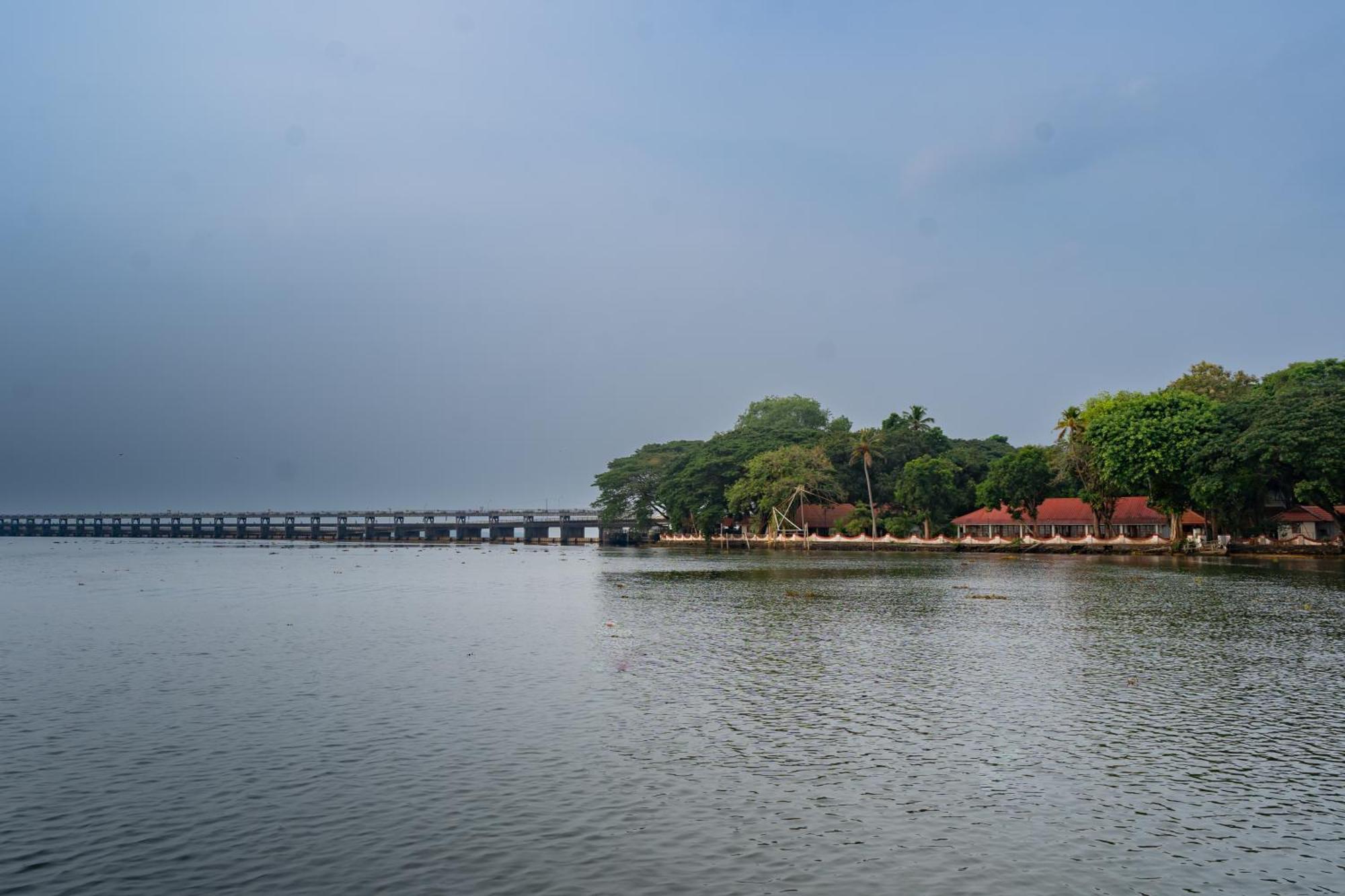 Ktdc Kumarakom Gateway Resort Alappuzha Esterno foto