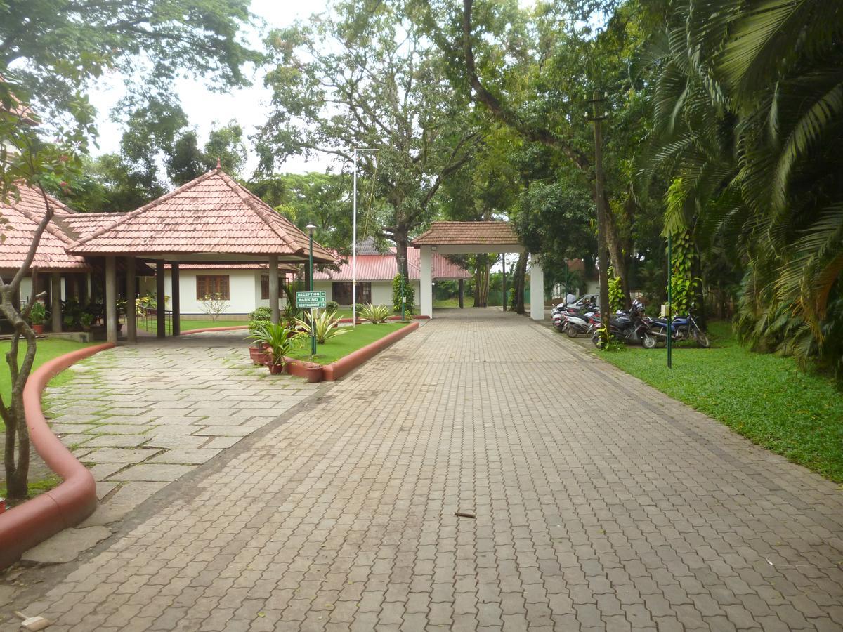 Ktdc Kumarakom Gateway Resort Alappuzha Esterno foto