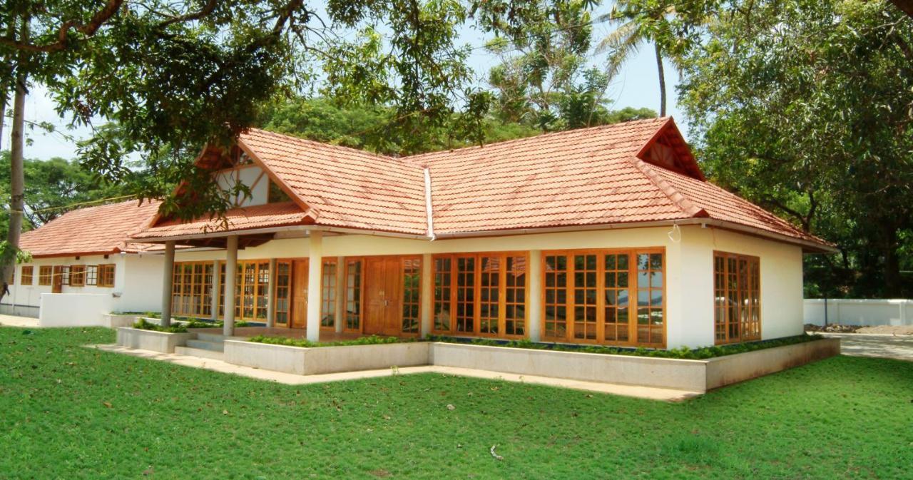 Ktdc Kumarakom Gateway Resort Alappuzha Esterno foto